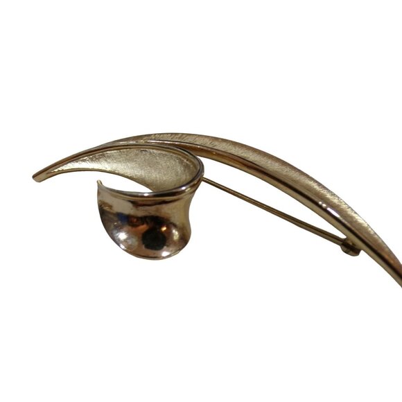 Vtg Trifari Gold-Tone Abstract Brooch Pin '50 - 69" collectors history graceful - Picture 5 of 8